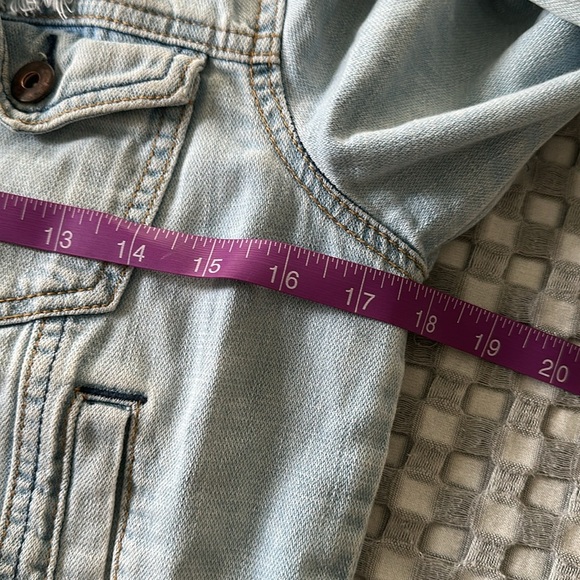 Forever 21 Light Blue Distressed Jean Jacket - Picture 8 of 9